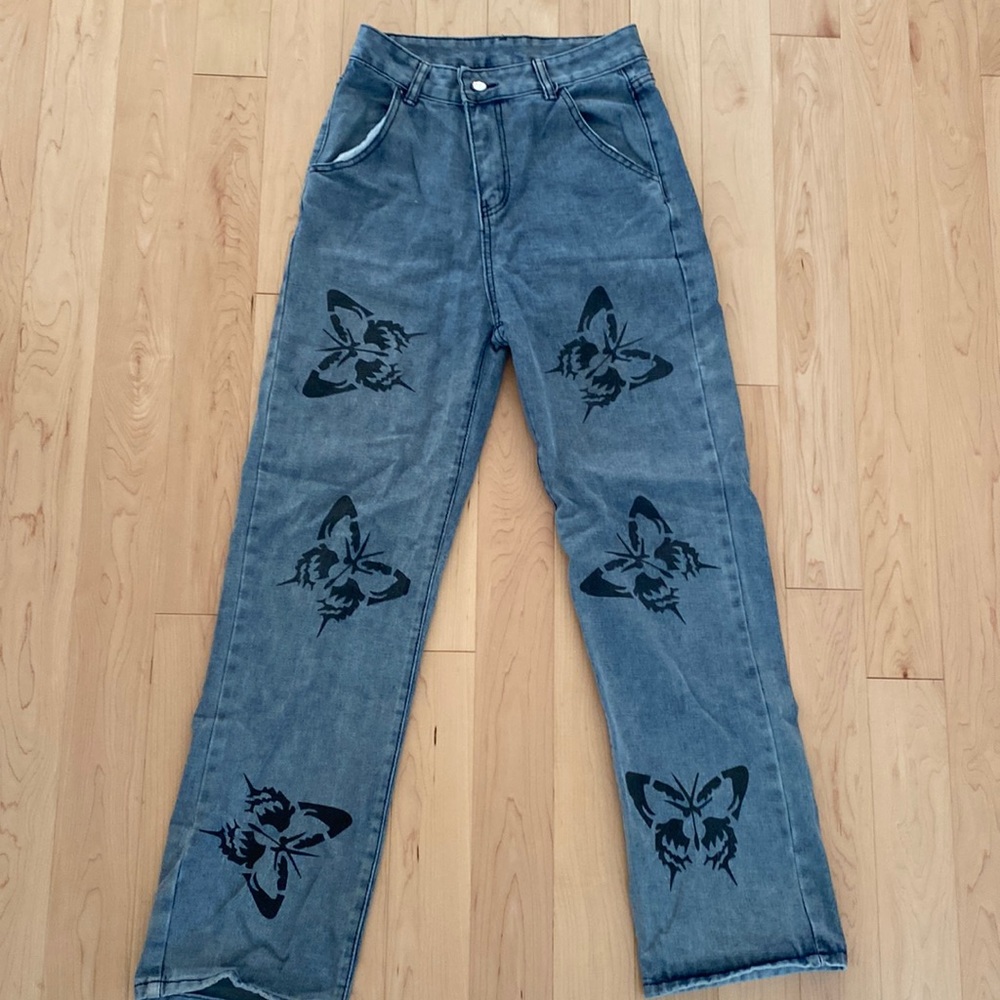 Butterfly print boyfriend jeans